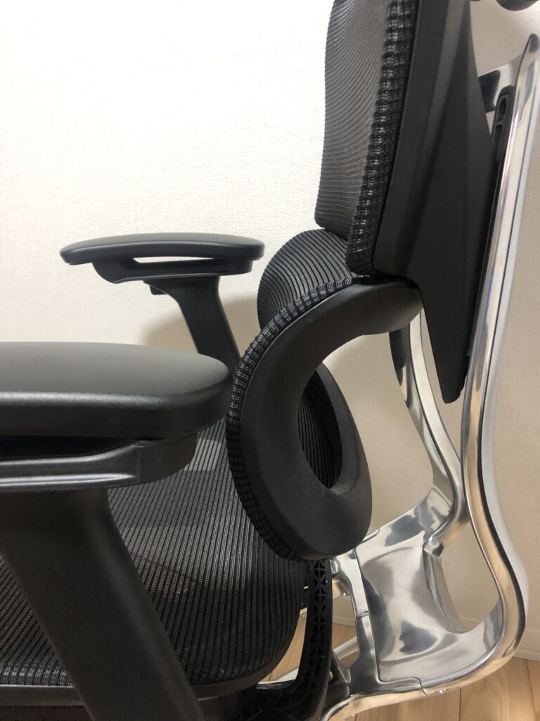 『COFO Chair Premium』ランバーサポート高さ調節